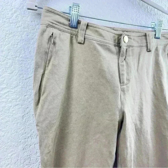 Lauren Ralph Lauren Petite Straight Leg Khaki Pants Women’s Size 4P - Picture 3 of 6